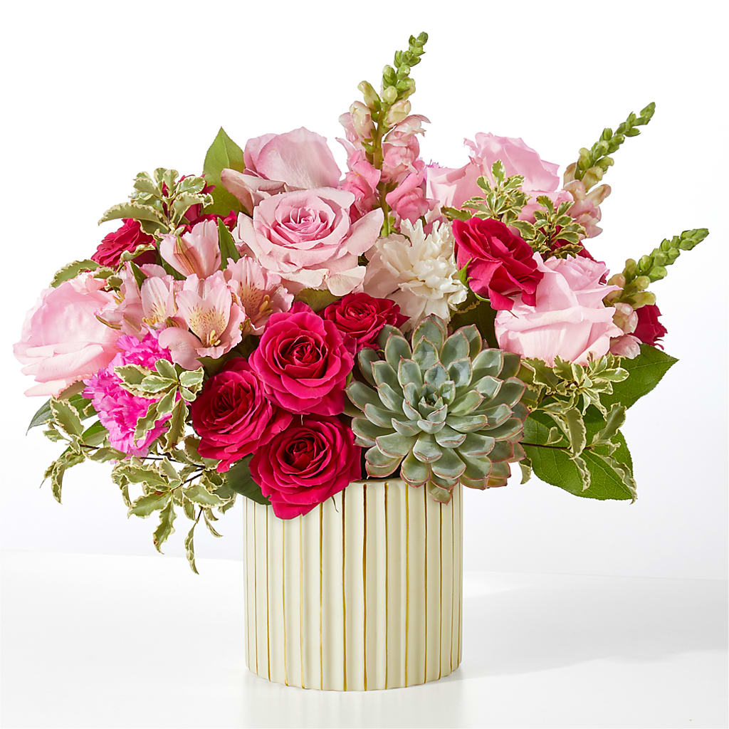 Magenta Musings Bouquet – House Of Flowers, Breckenridge TX