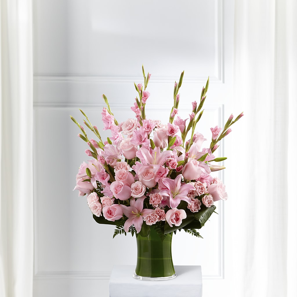 Lovely Tribute Bouquet – House Of Flowers, Breckenridge TX