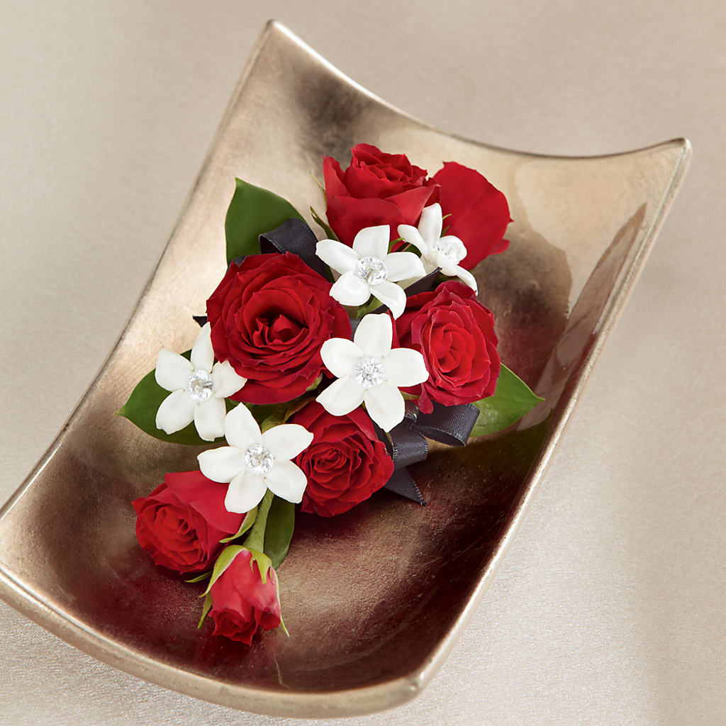Poetry Corsage – House Of Flowers, Breckenridge TX