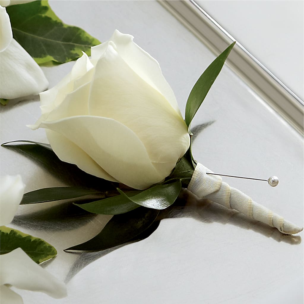 White Rose Boutonniere – House Of Flowers, Breckenridge TX